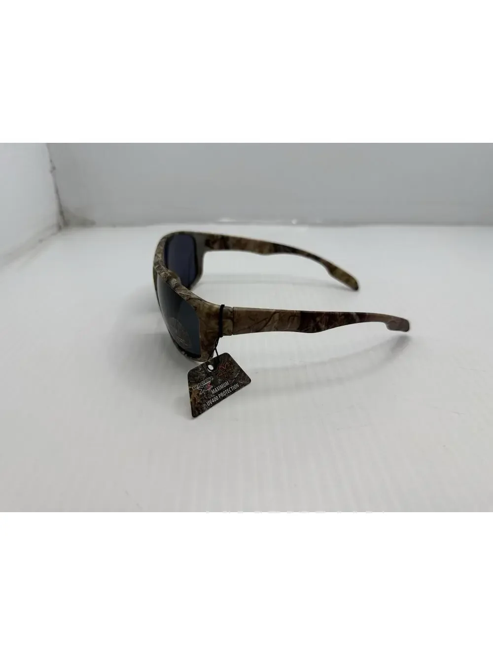 RealTree Grey Tint Hunting/Fishing Sunglasses Unisex Size Large